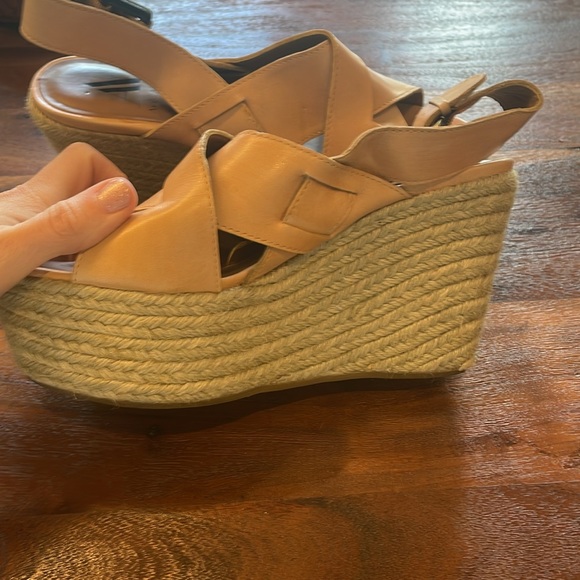 Ava & Aiden wedge sandles, nude leather, size 6. - Picture 6 of 9
